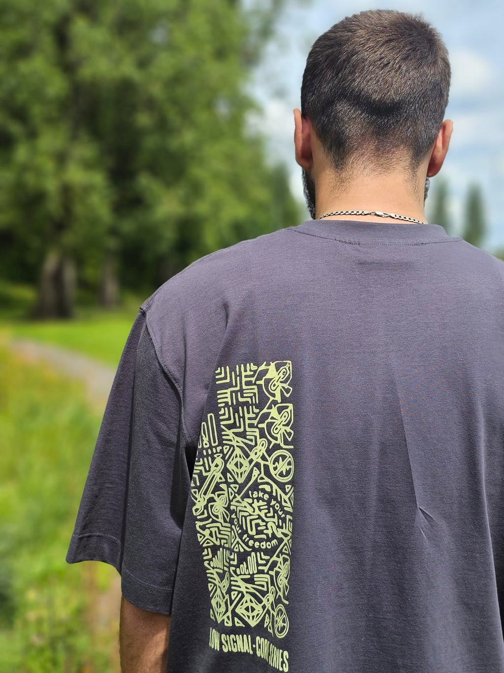 SIGNAL FORMING TEE -BOXY Solid Charcoal Grey